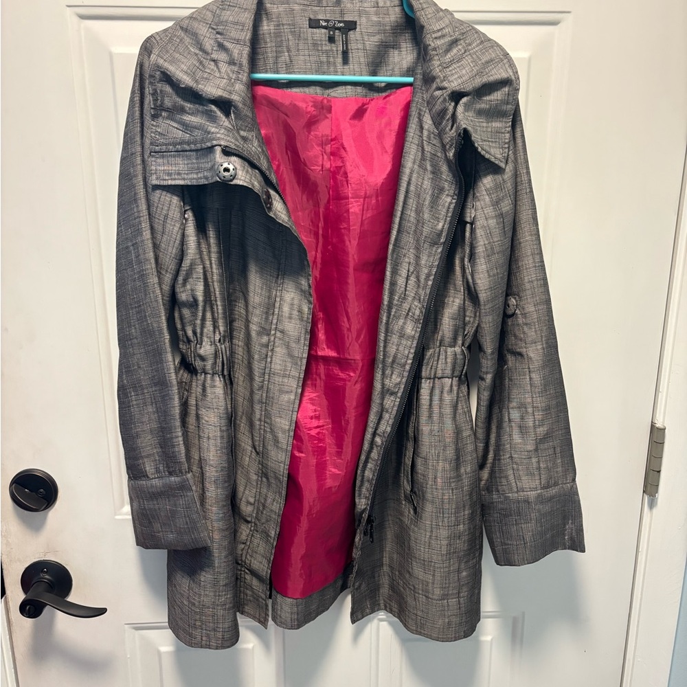 NIC+ZOE Gray Trench Coat with Vibrant Pink Lining